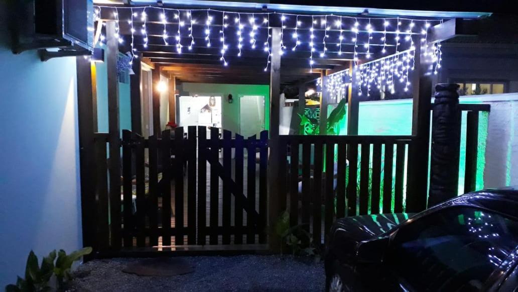 Perola De Bombinhas Hotell Exteriör bild